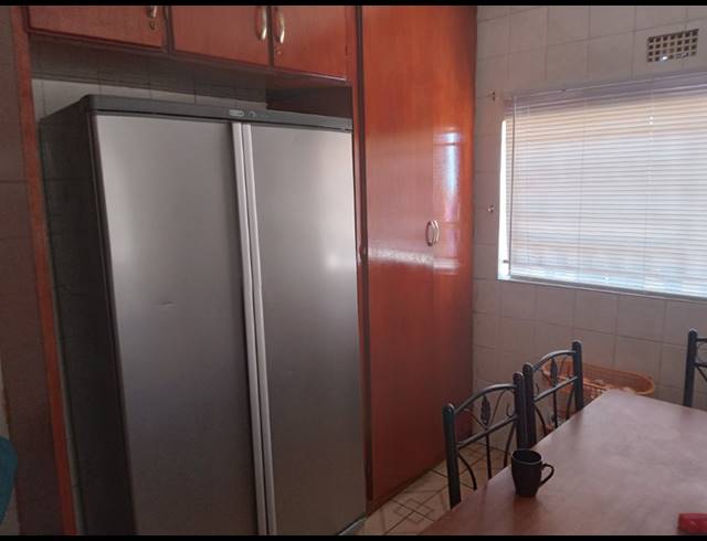 2 BEDROOM HOUSE FOR SALE IN TSAKANE